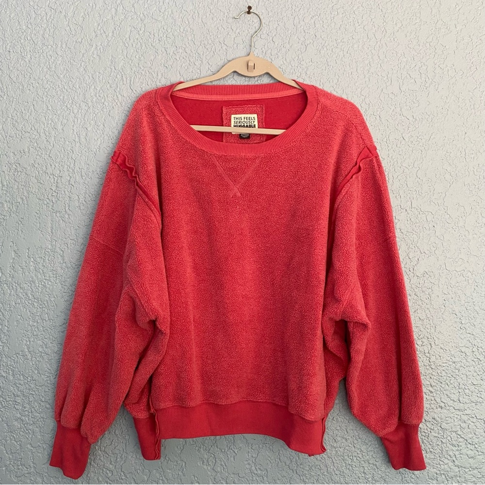 AE Oversized Huggable Sweatshirt